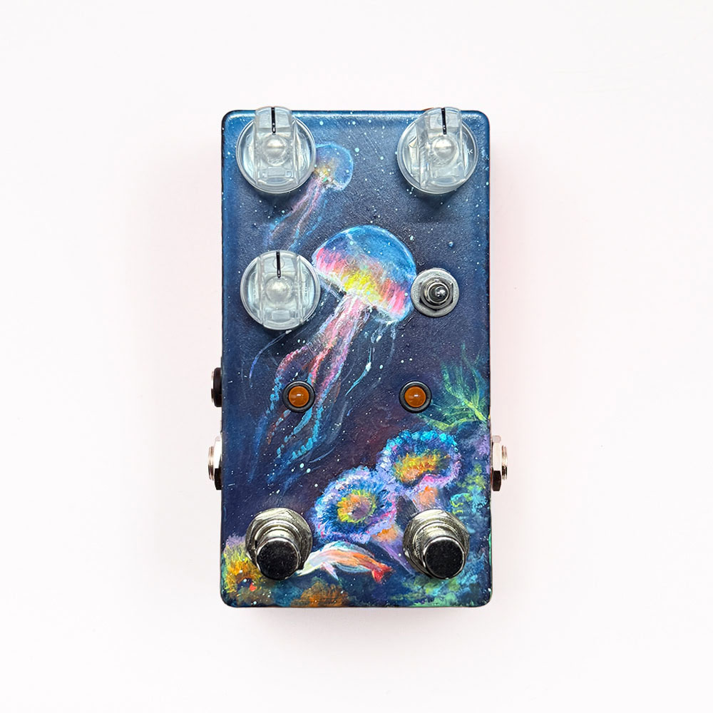 Deep fluo Delay Llama mk3
